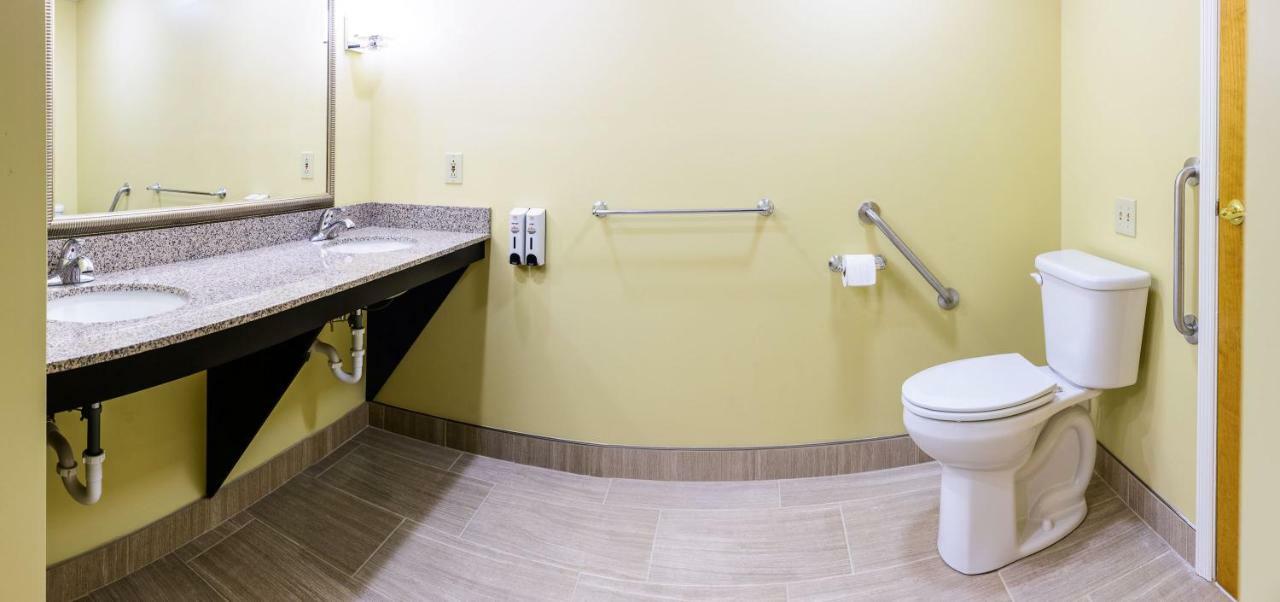 Asbury Inn & Suites Wilmore Екстериор снимка